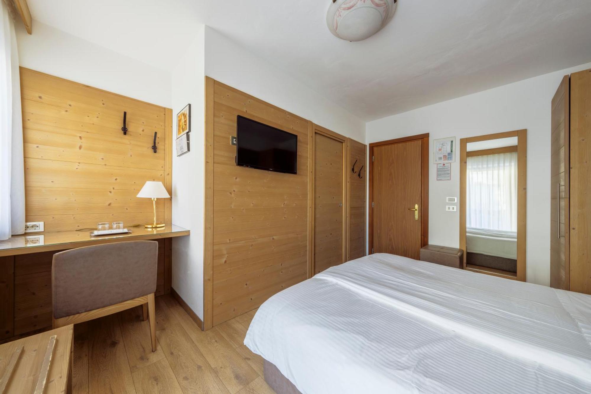 Hotel Barisetti Sport 3*