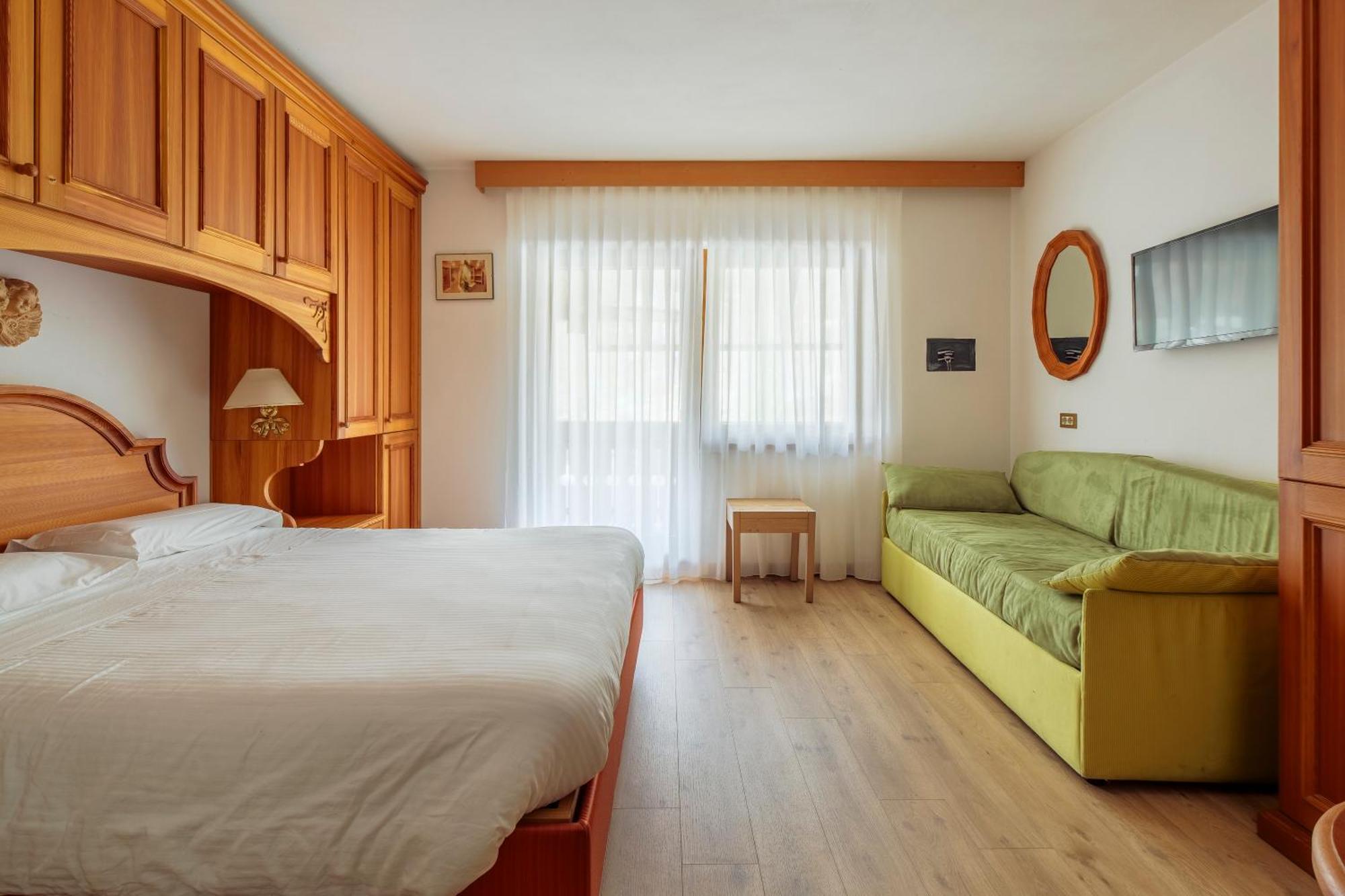 Hotel Barisetti Sport